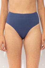 Carregar imagem no visualizador da galeria, Gallery: Rio De Sol Bas Bottom Carmel-Blue Hotpants
