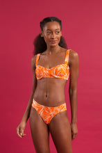Carregar imagem no visualizador da galeria, Image 09: Rio De Sol Ensemble Set Trail-Orange Amelia Baobi
