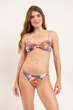Carregar imagem no visualizador da galeria, Model Front: Rio De Sol Ensemble Set Garden-Flower Bandeau-Joy Essential
