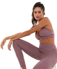 Carregar imagem no visualizador da galeria, Image 02: Alto Giro Fitness Haut Top Dupla Face Up Co2 Tira Costas Marrom Taupe
