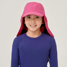 Carregar imagem no visualizador da galeria, Model Front: Uv Line Casquette Legionario Teens Pink Upf50+
