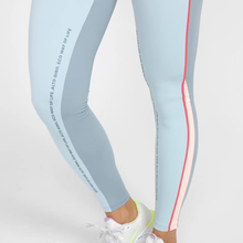 Carregar imagem no visualizador da galeria, Image 02: Alto Giro Fitness Bas Legging Blackout Bio Recortes Cinza Lead
