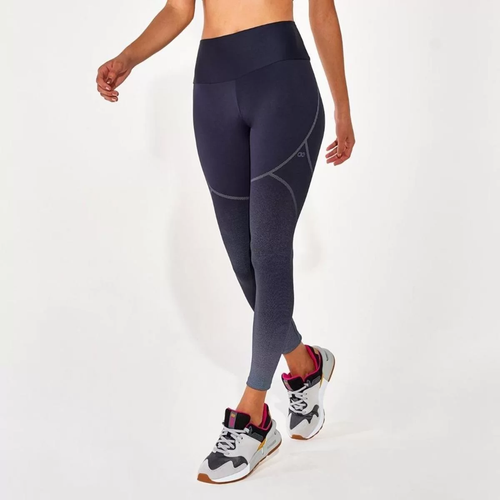 Model Front: Alto Giro Fitness Bas Legging Hyper Ag Graphic Degrade Preto