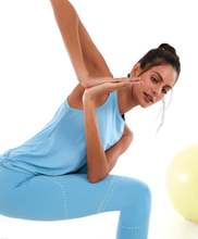 Carregar imagem no visualizador da galeria, Image 03: Alto Giro Fitness Haut Regata Skin Fit Regulagem Na Barra Azul Heron
