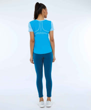 Carregar imagem no visualizador da galeria, Model Back: Alto Giro Fitness Haut T-Shirt Skin Fit Recortes Sport Azul Vivid
