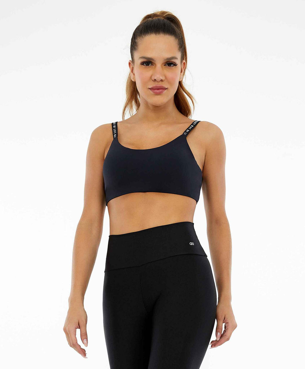 Model Front: Alto Giro Fitness Haut Top Bodytex Alcas Personalizadas Preto