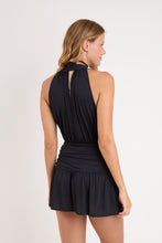 Carregar imagem no visualizador da galeria, Black Low Cut Dress
