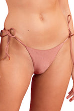 Carregar imagem no visualizador da galeria, Bottom Shimmer-Copper Cheeky-Tie
