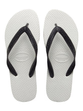 Carregar imagem no visualizador da galeria, Model Back: Havaianas Tongs Tradicional Black
