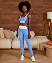 Carregar imagem no visualizador da galeria, Legging Blackout Recortes Barriga Zero Azul Soft
