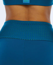 Carregar imagem no visualizador da galeria, Legging Supplex Com Laser No Cos Verde Deep
