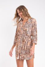 Carregar imagem no visualizador da galeria, Leopard Chemise
