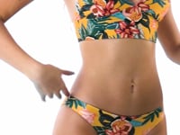 Carregar e reproduzir vídeo no visualizador da Galeria, Video: Rio De Sol Haut Top Lis Tri-Tank
