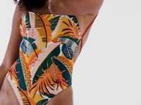 Carregar e reproduzir vídeo no visualizador da Galeria, Video: Rio De Sol Une Pièce El-Arco Ella
