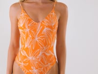 Carregar e reproduzir vídeo no visualizador da Galeria, Video: Rio De Sol Une Pièce Trail-Orange Hype
