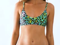 Carregar e reproduzir vídeo no visualizador da Galeria, Video: Rio De Sol Haut Top Morumbi Bralette
