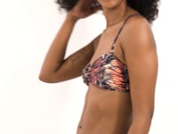 Carregar e reproduzir vídeo no visualizador da Galeria, Video: Rio De Sol Haut Top Cobra Twist
