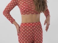 Carregar e reproduzir vídeo no visualizador da Galeria, Video: Rio De Sol Pantalon De Plage Floral-Scales Pants Lana
