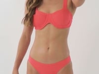 Carregar e reproduzir vídeo no visualizador da Galeria, Video: Rio De Sol Haut Top Malibu-Folia Amelia
