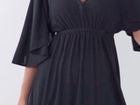 Carregar e reproduzir vídeo no visualizador da Galeria, Black Mini Dress
