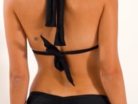 Carregar e reproduzir vídeo no visualizador da Galeria, Video: Rio De Sol Haut Top Shimmer-Black Mel
