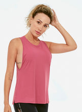 Carregar imagem no visualizador da galeria, Regata Skin Fit Aberturas Laterais Cinza Rosa
