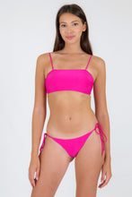 Carregar imagem no visualizador da galeria, Model Front: Rio De Sol Bas Bottom Amaranto Ibiza-Comfy
