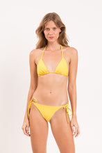 Carregar imagem no visualizador da galeria, Model Front: Rio De Sol Bas Bottom Amarelo Ibiza-Comfy
