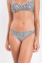 Carregar imagem no visualizador da galeria, Image 09: Rio De Sol Bas Bottom Collage Essential-Comfy
