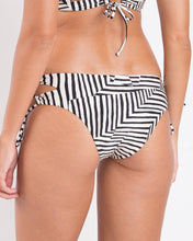 Carregar imagem no visualizador da galeria, Image 05: Rio De Sol Bas Bottom Collage Madrid
