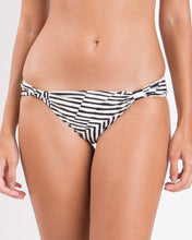 Carregar imagem no visualizador da galeria, Gallery: Rio De Sol Bas Bottom Collage Mel
