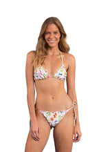 Carregar imagem no visualizador da galeria, Model Front: Rio De Sol Bas Bottom Countryside Frufru-Fio
