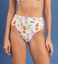Carregar imagem no visualizador da galeria, Image 12: Rio De Sol Bas Bottom Countryside Hotpants
