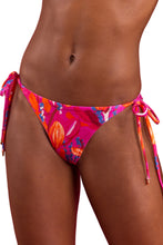 Carregar imagem no visualizador da galeria, Gallery: Rio De Sol Bas Bottom Flavors Cheeky-Tie
