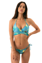 Carregar imagem no visualizador da galeria, Model Front: Rio De Sol Bas Bottom Flower Geometric Transp Comfort
