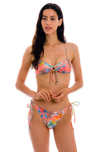 Carregar imagem no visualizador da galeria, Model Front: Rio De Sol Bas Bottom Frutti Ibiza-Comfy
