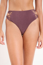 Carregar imagem no visualizador da galeria, Gallery: Rio De Sol Bas Bottom Malibu-Ebano Highwaist-Spin-Iris
