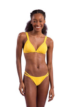 Carregar imagem no visualizador da galeria, Model Front: Rio De Sol Bas Bottom Malibu-Yellow Mini-Duo
