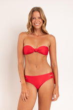 Carregar imagem no visualizador da galeria, Model Front: Rio De Sol Bas Bottom Microfibra-Chic-Red Madrid
