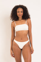 Carregar imagem no visualizador da galeria, Model Front: Rio De Sol Bas Bottom Off-White Nice-Fio
