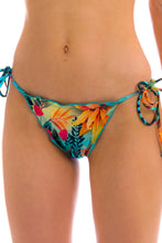 Carregar imagem no visualizador da galeria, Gallery: Rio De Sol Bas Bottom Paradise Frufru
