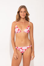 Carregar imagem no visualizador da galeria, Model Front: Rio De Sol Bas Bottom Pua-Hibiscus Leblon
