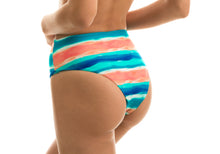 Carregar imagem no visualizador da galeria, Image 07: Rio De Sol Bas Bottom Upbeat Reto Hotpant
