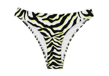 Carregar imagem no visualizador da galeria, Product Front: Rio De Sol Bas Bottom Wild-Black Essential
