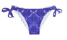 Carregar imagem no visualizador da galeria, Product Front: Rio De Sol Bas Calcinha Bluejean Ripple
