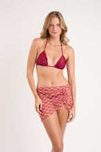 Carregar imagem no visualizador da galeria, Model Front: Rio De Sol Jupe De Page Floral-Scales Mini Skirt Ruched
