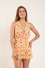 Carregar imagem no visualizador da galeria, Model Front: Rio De Sol Mini Dress Mosaico Low Cut Dress
