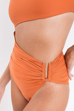 Carregar imagem no visualizador da galeria, Image 06: Rio De Sol Une Pièce Ocre Zadar-Op
