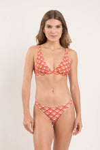 Carregar imagem no visualizador da galeria, Model Front: Rio De Sol Ensemble Set Floral-Scales Alba Mia
