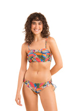 Carregar imagem no visualizador da galeria, Model Front: Rio De Sol Ensemble Set Jungle Bandeau-Reto Madrid
